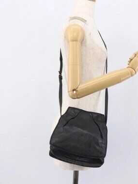 LOEWE Anagram Shoulder Bag Leather Navy Gold Auth bs33483